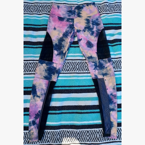FP Movement + Onzie Leggings | Size XS ♡ - Picture 2 of 8